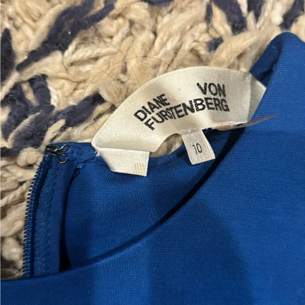 Diane Von Furstenberg Hadlie French Blue Sheath Hadlie Dress Midi- size 10